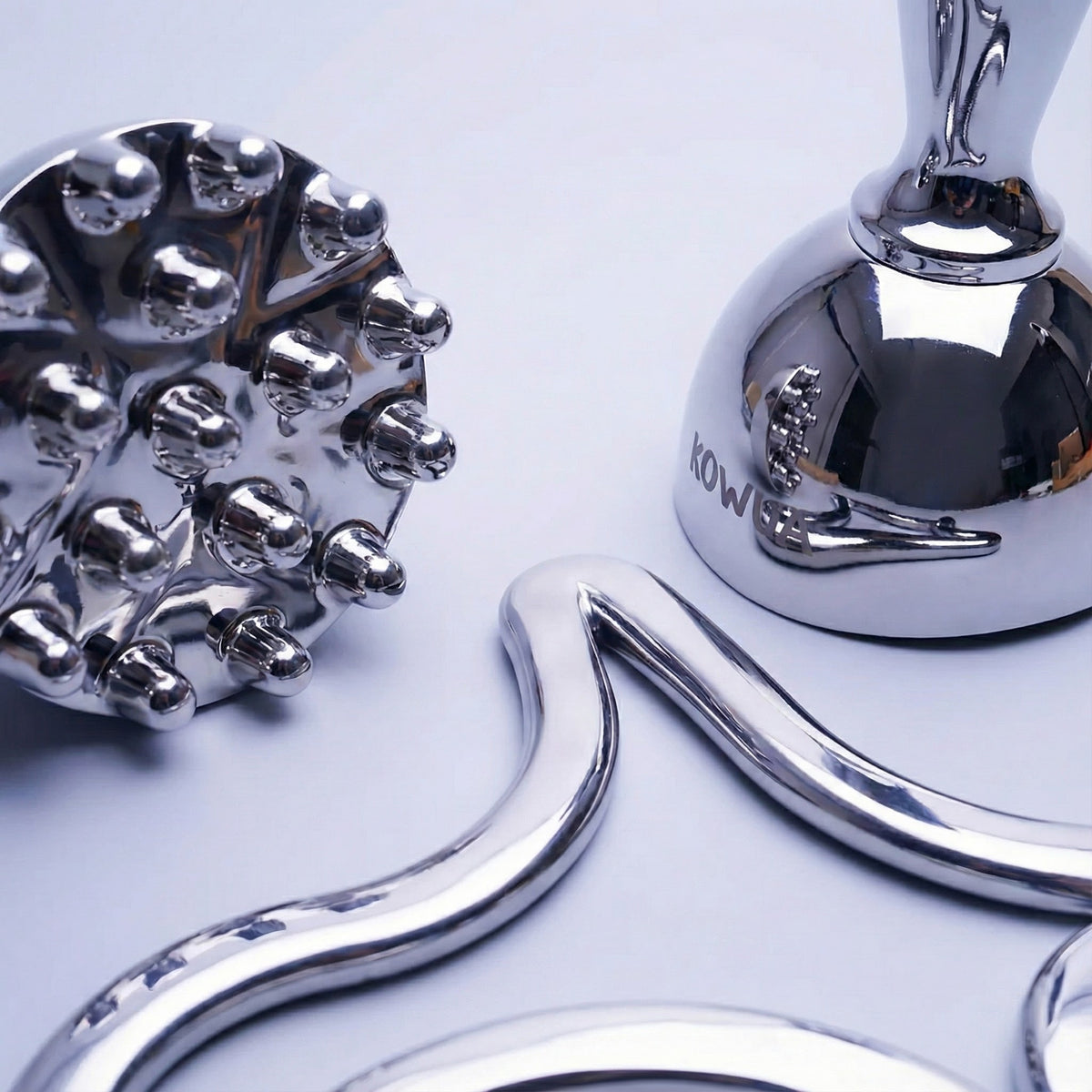 Ensemble métallique de contour du corps